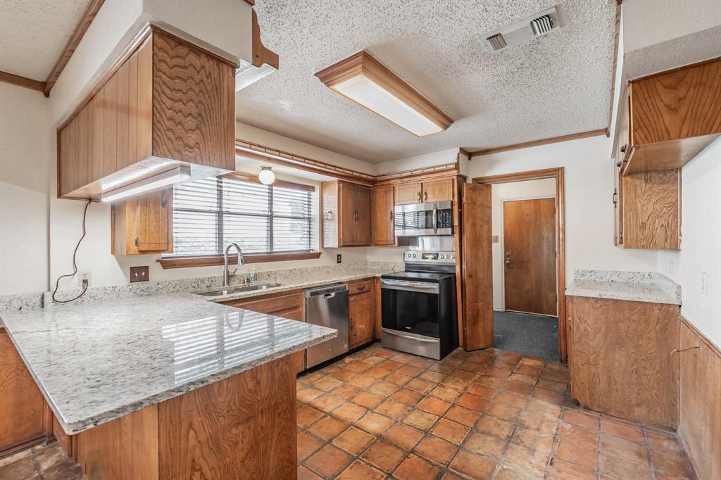 Quail Crest Estates - Residential