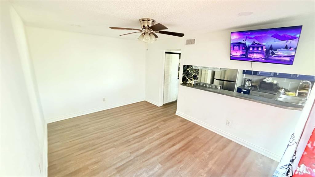 Meadowcreek Village Rev - Residential