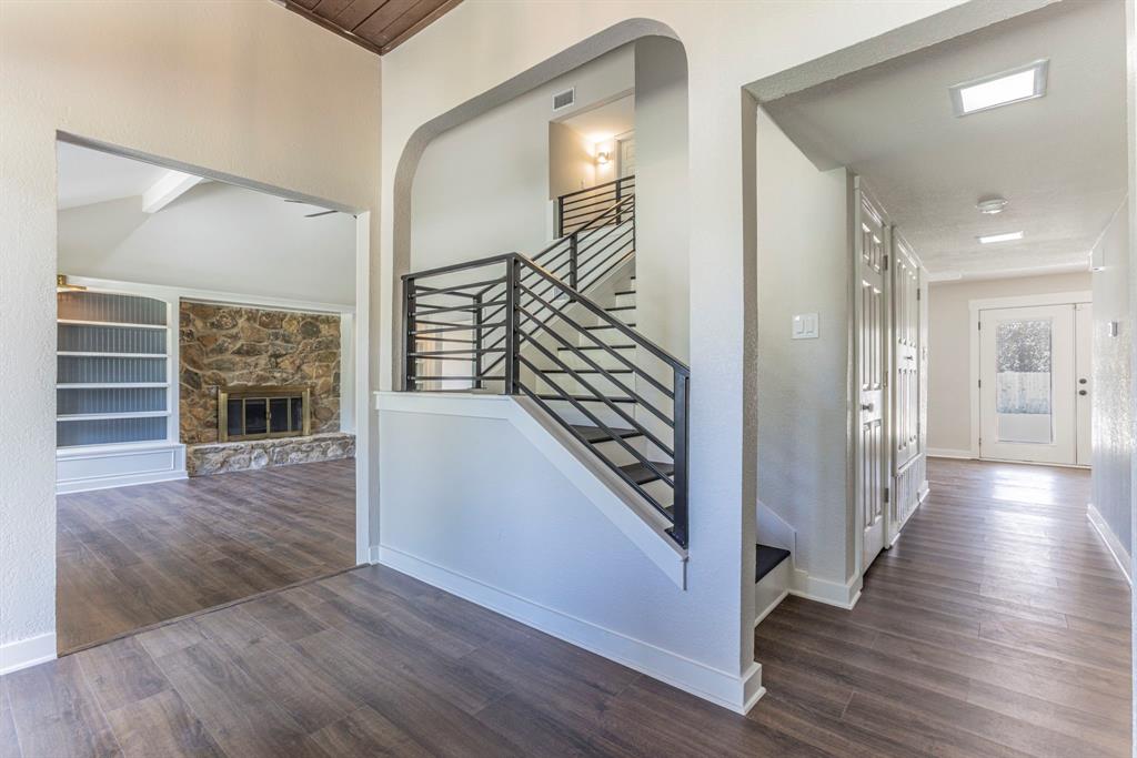 Harris Creek Ctry Estate - Residential