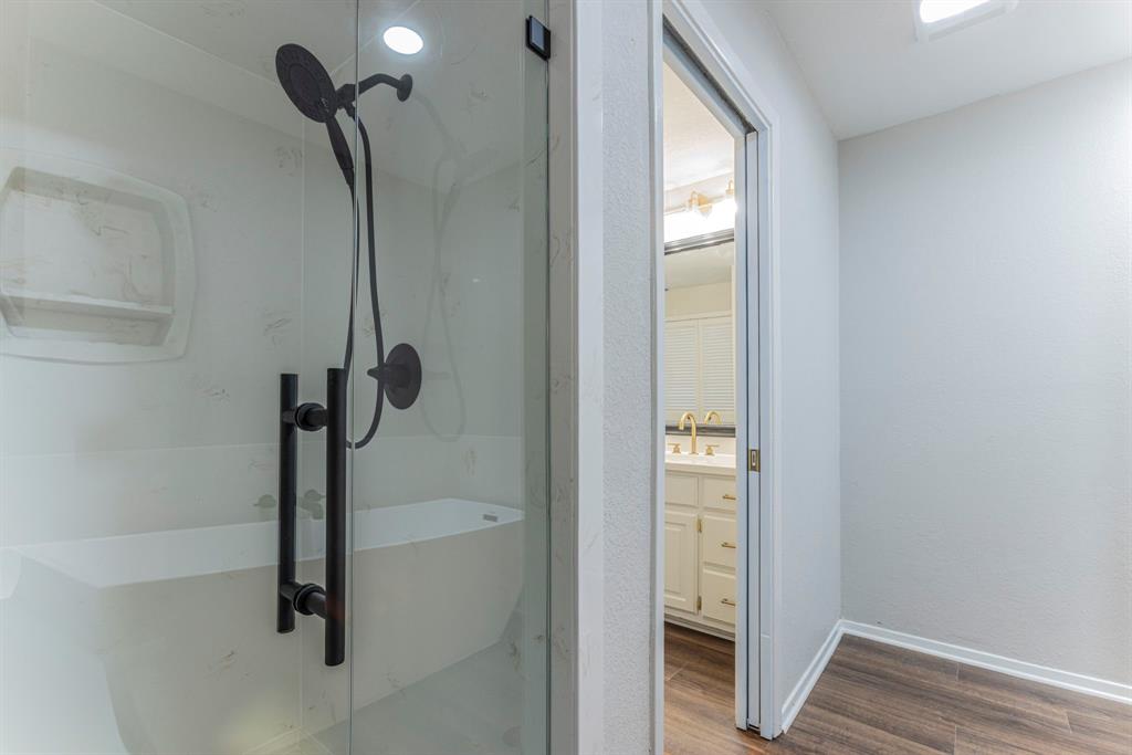 Harris Creek Ctry Estate - Residential