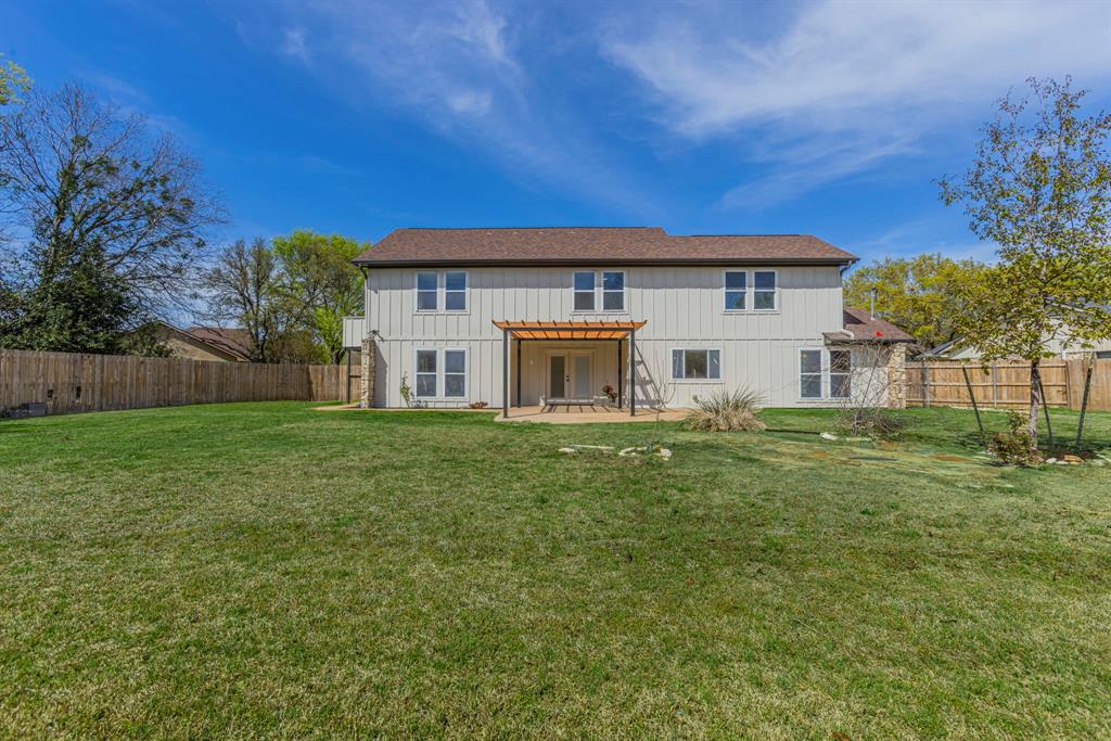 Harris Creek Ctry Estate - Residential