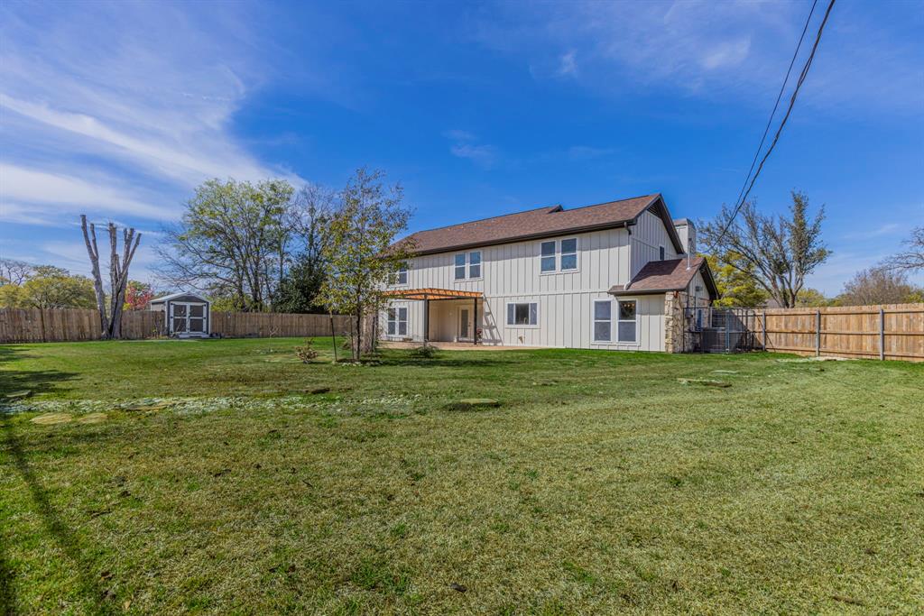 Harris Creek Ctry Estate - Residential