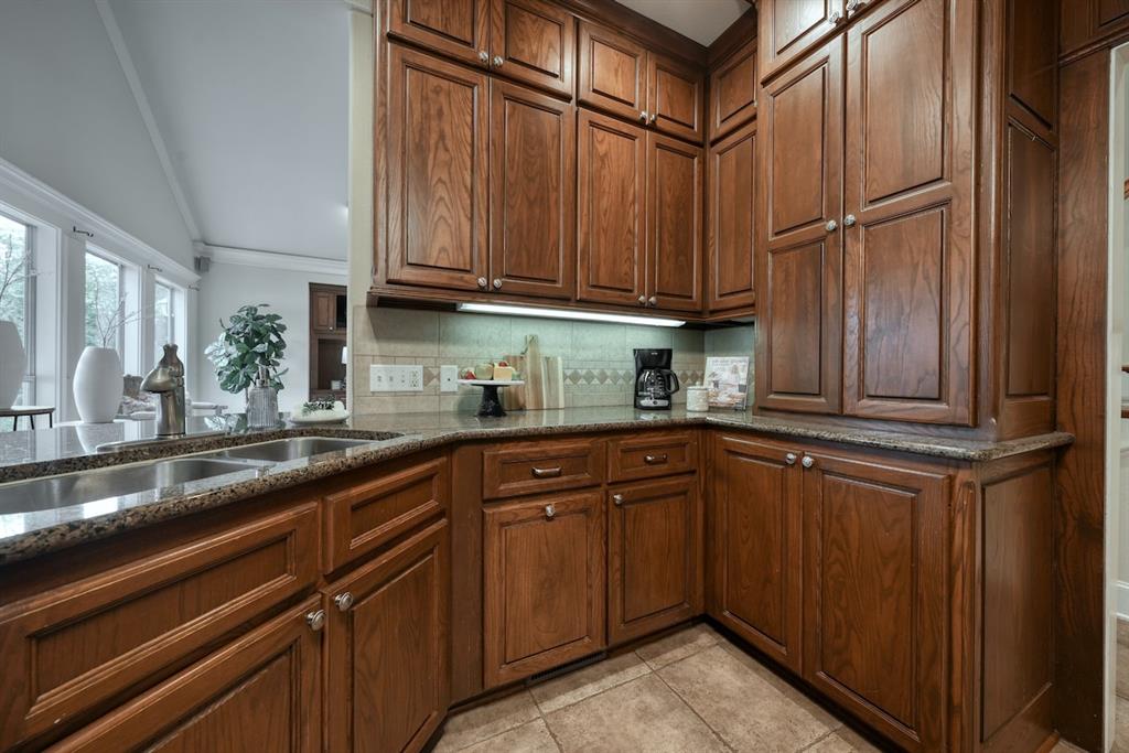 HIDE A WAY LAKE - Residential