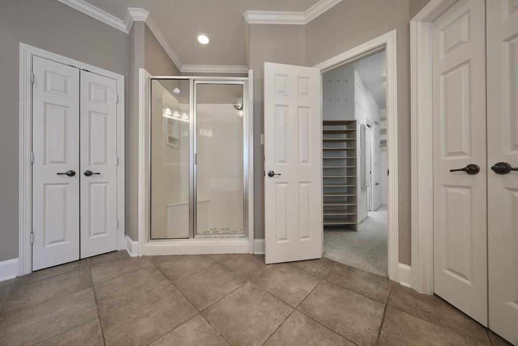 HIDE A WAY LAKE - Residential