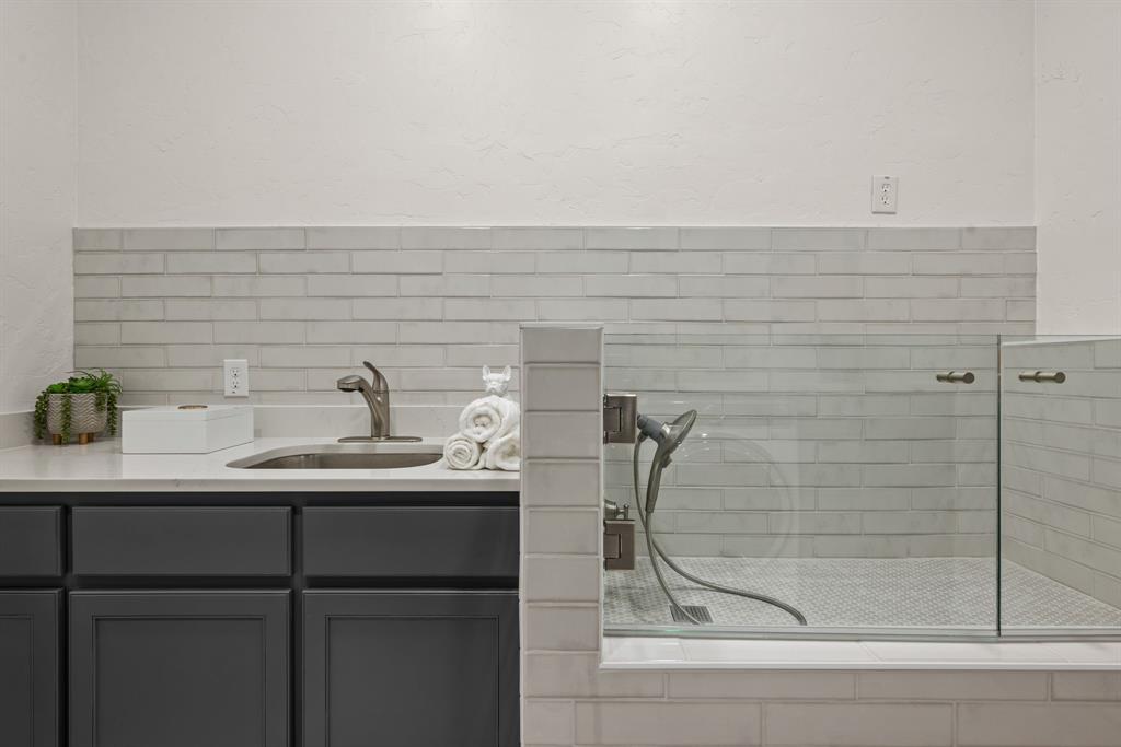 Highland Oaks - Residential