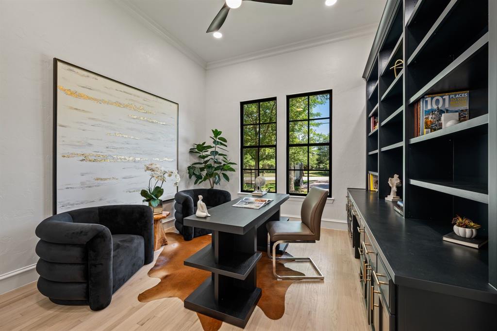 320 W Highland Street