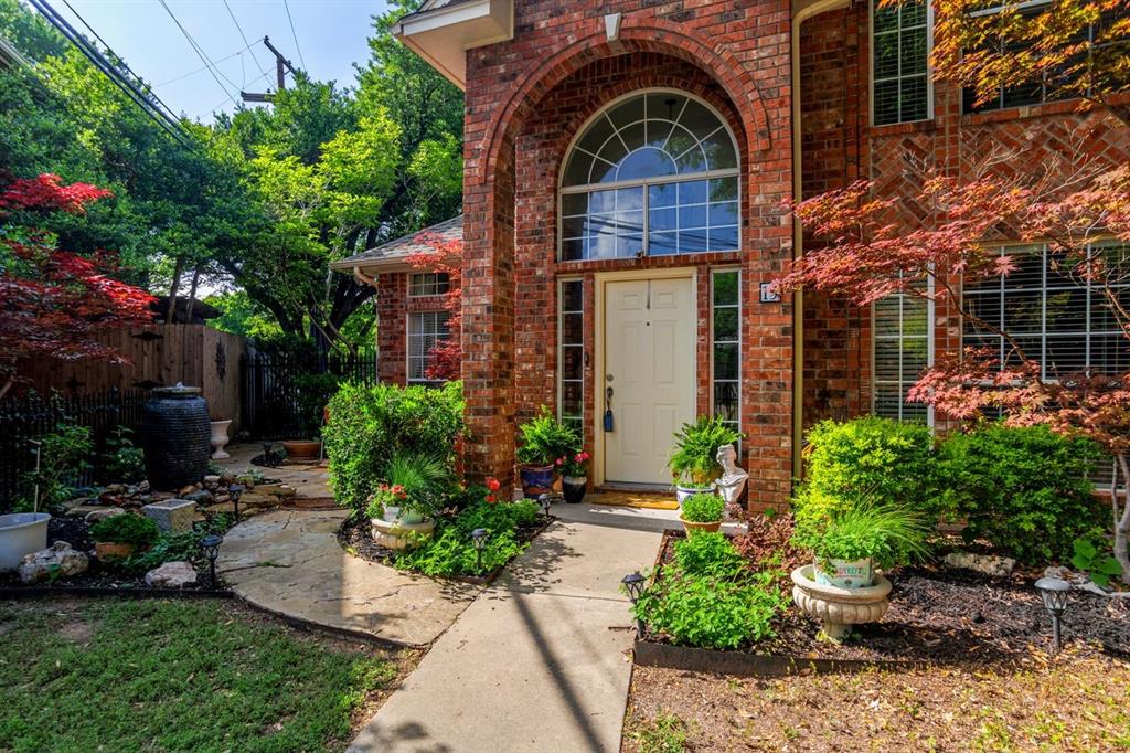 View Waxahachie, TX 75165 house