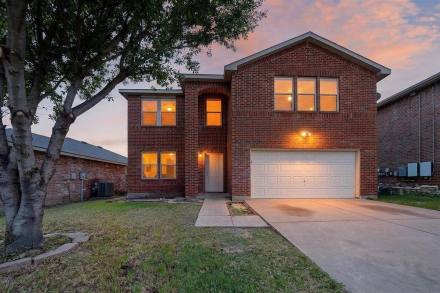 Spacious 5-bedroom, 3-bath home with a flexible layout and strong potential for the next owner to make it their own with interior cosmetic updates. With one bedroom downstairs and the primary plus additional bedrooms upstairs, this floor plan offers a setup that works well for a variety of needs. The home features three living areas, including a second living space upstairs—ideal for a game room, media space, or additional lounge area. There’s plenty of room to spread out and reimagine the space to fit your lifestyle. Located in a well-established neighborhood zoned to highly desired Mansfield ISD schools, with convenient access to shopping, dining, and entertainment. Just minutes from the new Texas Health Mansfield Stadium opening Summer 2026 and Hawaiian Falls Mansfield. If you’re looking for a home with space, location, and the opportunity to update to your own taste, this one is worth a look.