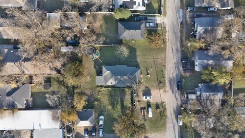 109 Claude Avenue Cleburne TX 76031