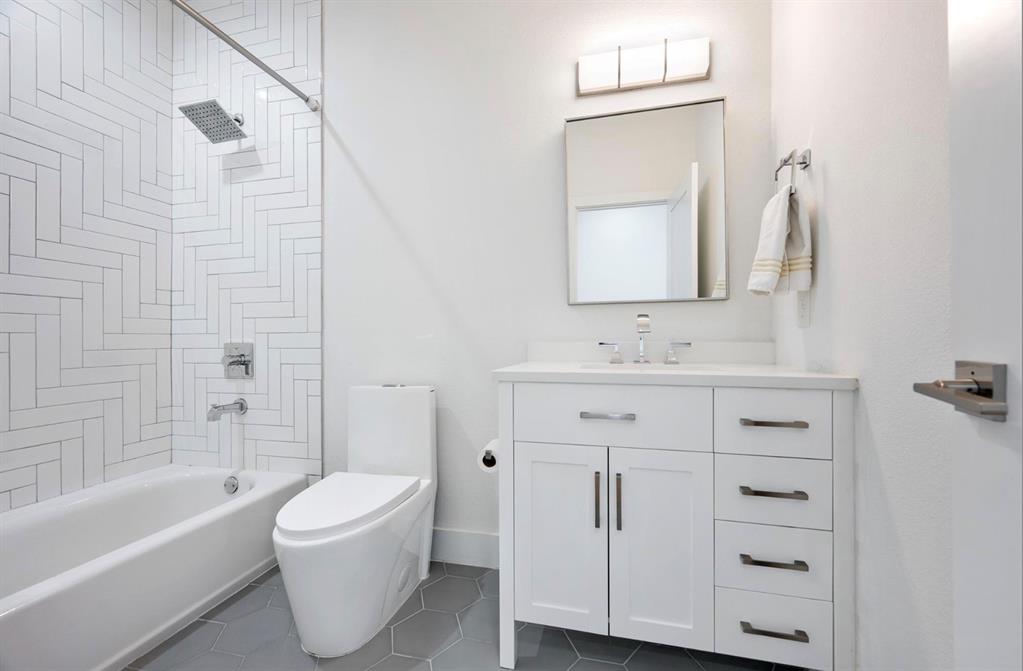 Henderson Condos - Residential Lease