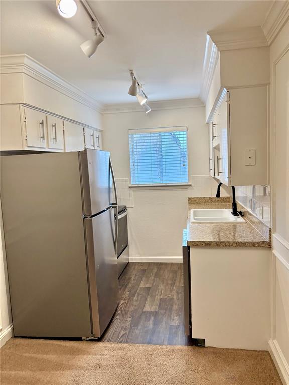 Dallas, Texas 75219, United States, 2 Bedrooms Bedrooms, ,1 BathroomBathrooms,Residential,Active,4482