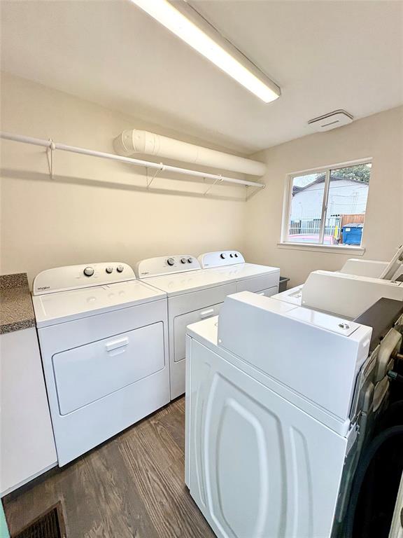 Dallas, Texas 75219, United States, 2 Bedrooms Bedrooms, ,1 BathroomBathrooms,Residential,Active,4482