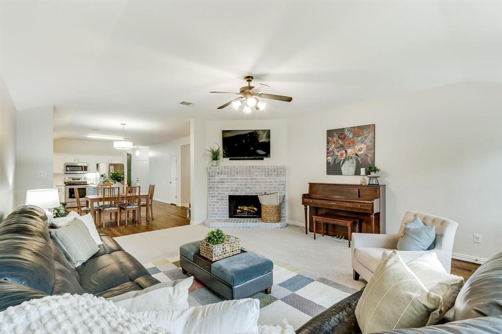 Sandy Glen Ph II - Residential Lease