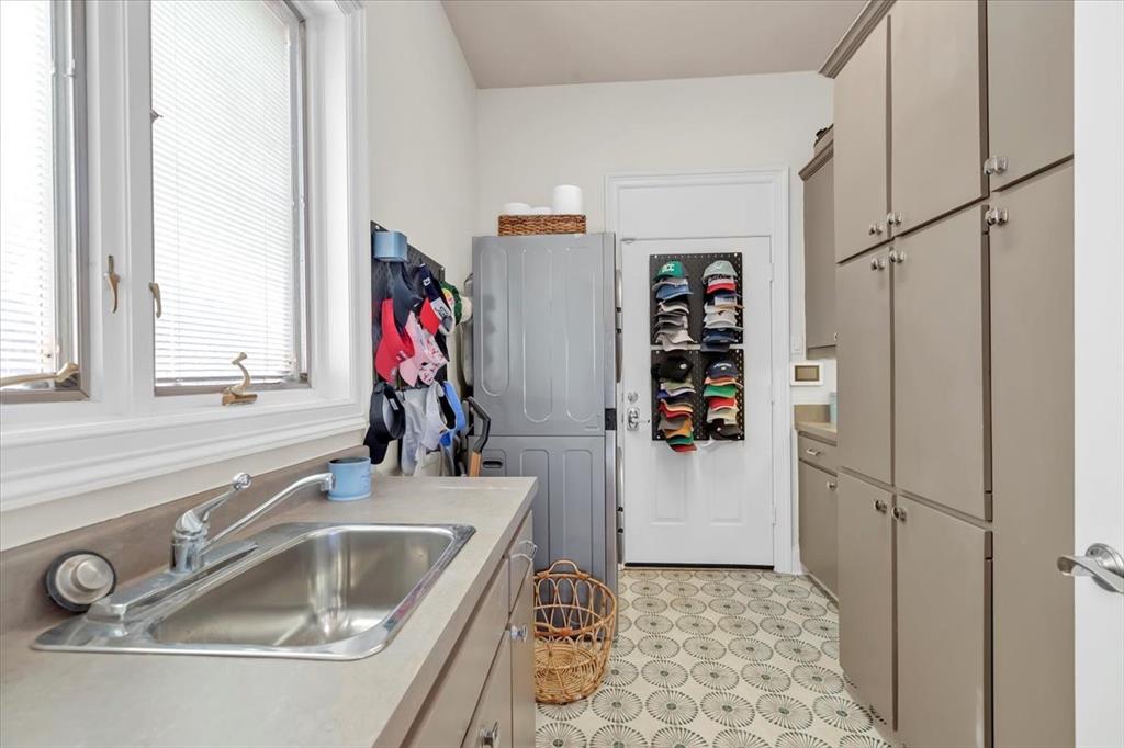 Oakmont Estates 1 - Residential