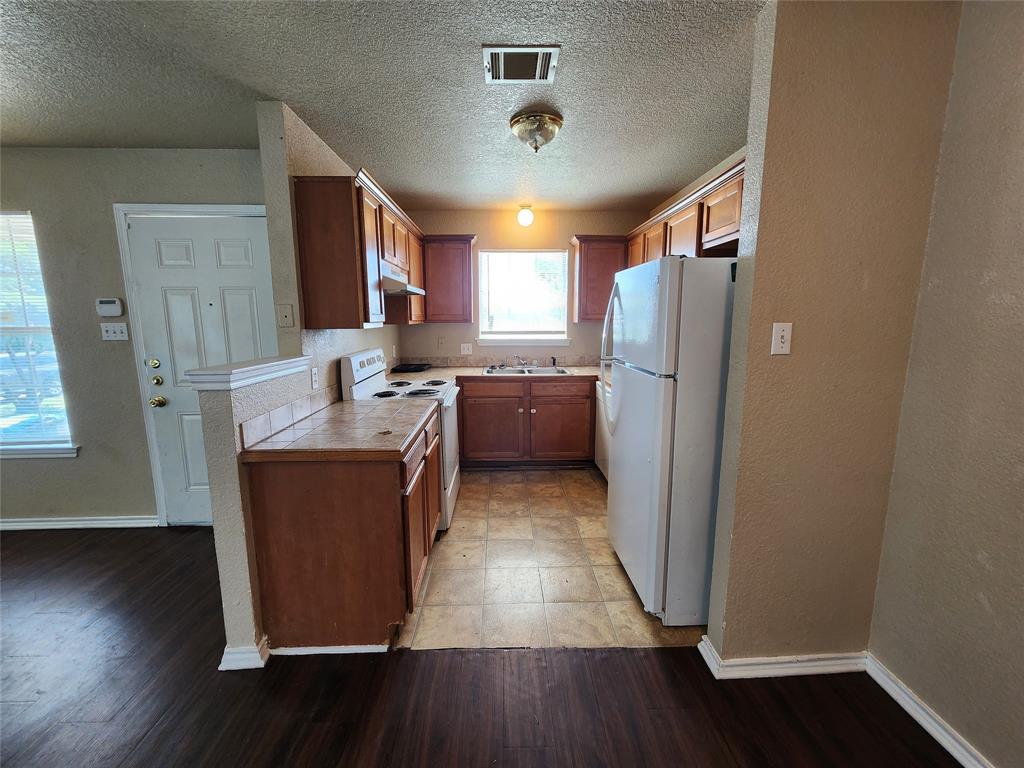 Ryan Southeast Add - Residential Lease