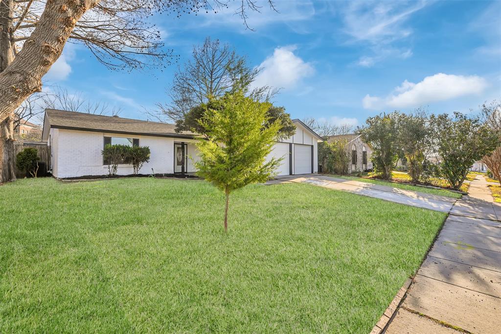 3659 Hunters Glen Circle