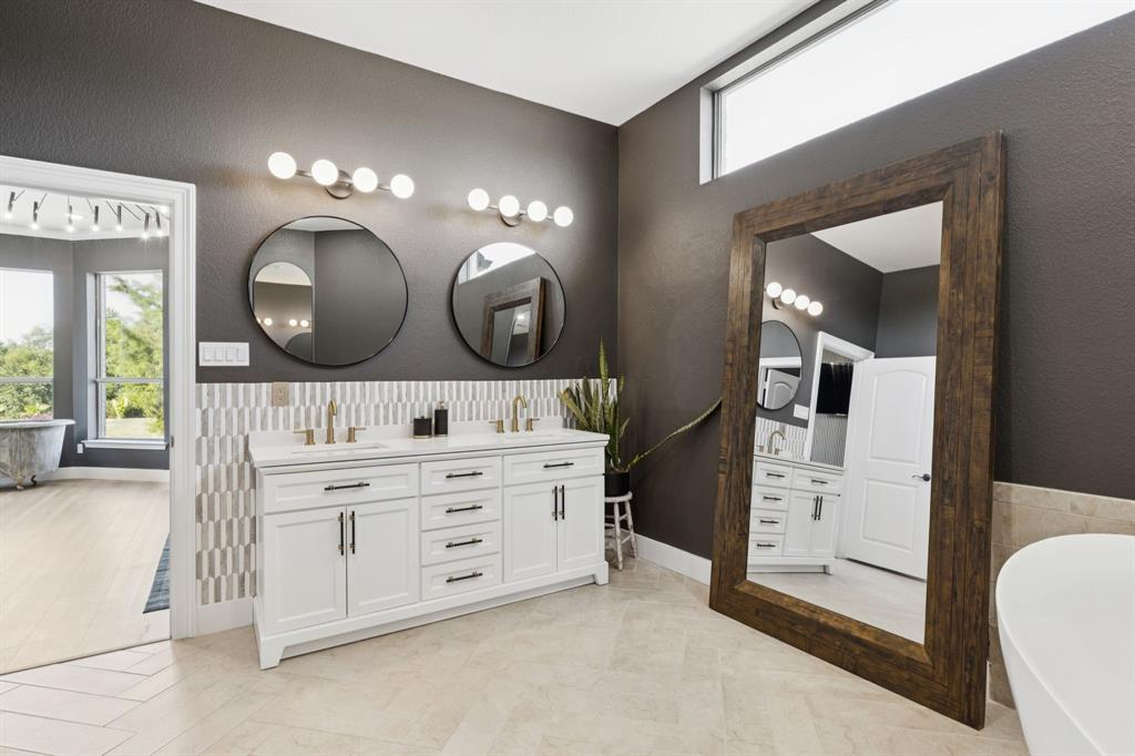 Rollins Hills Estates - Residential