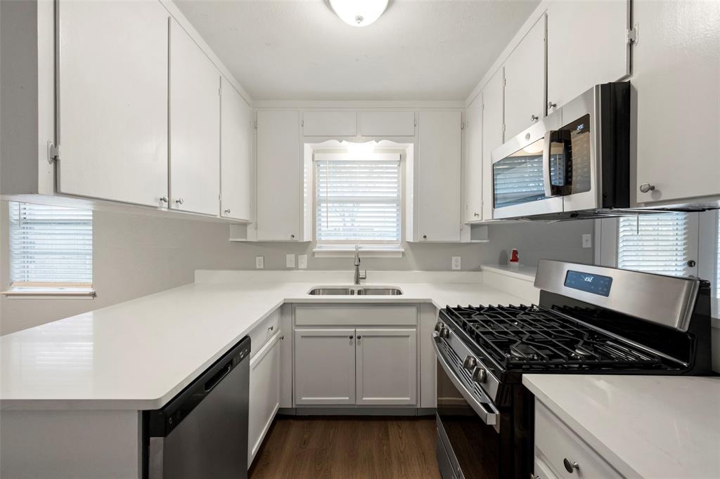 Crestmoor Park - Residential