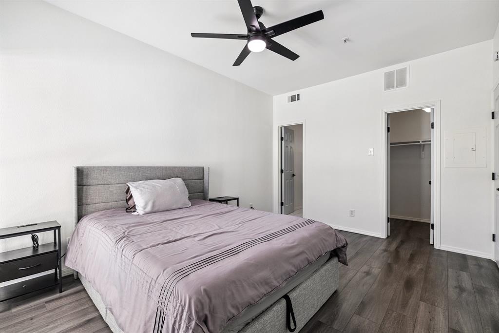 Hall Street Condo 4104 - Residential Lease