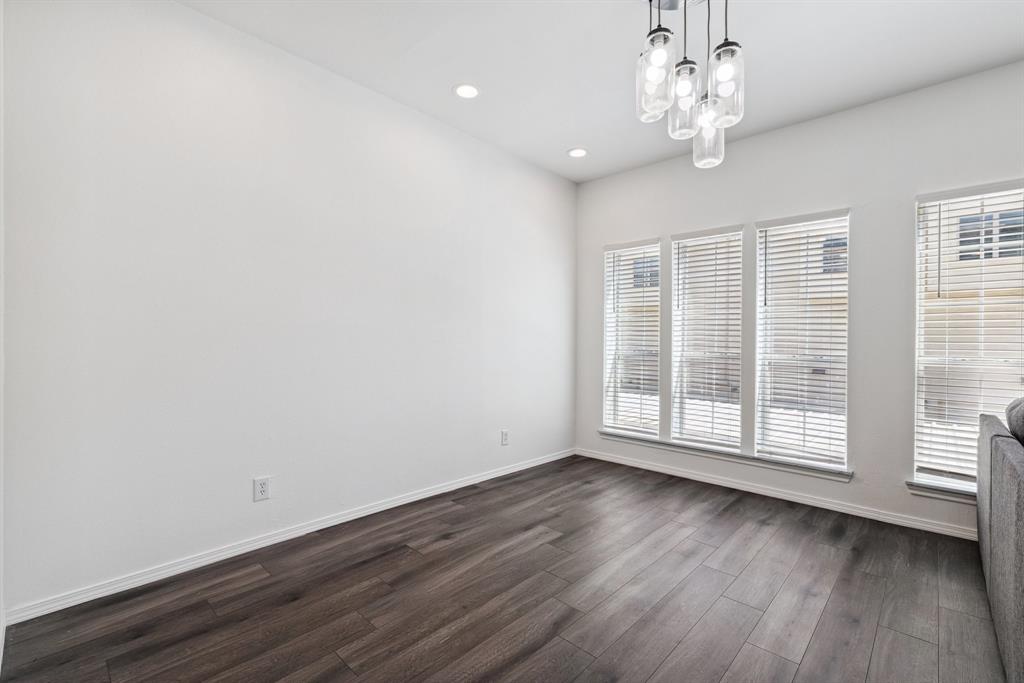 Hall Street Condo 4104 - Residential Lease