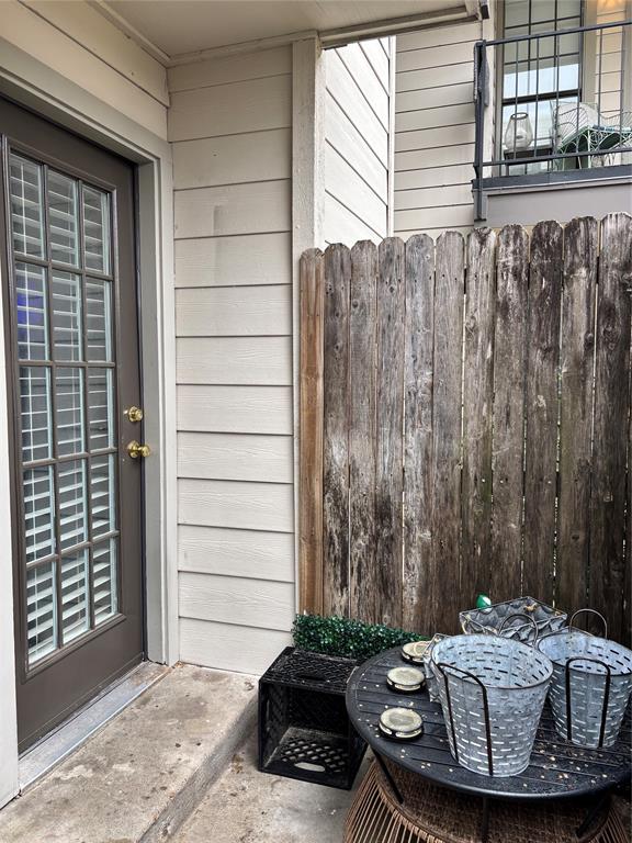 Garrett Park Condo - Residential