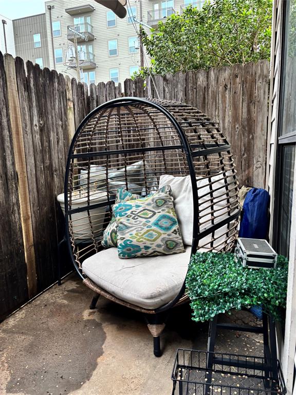Garrett Park Condo - Residential