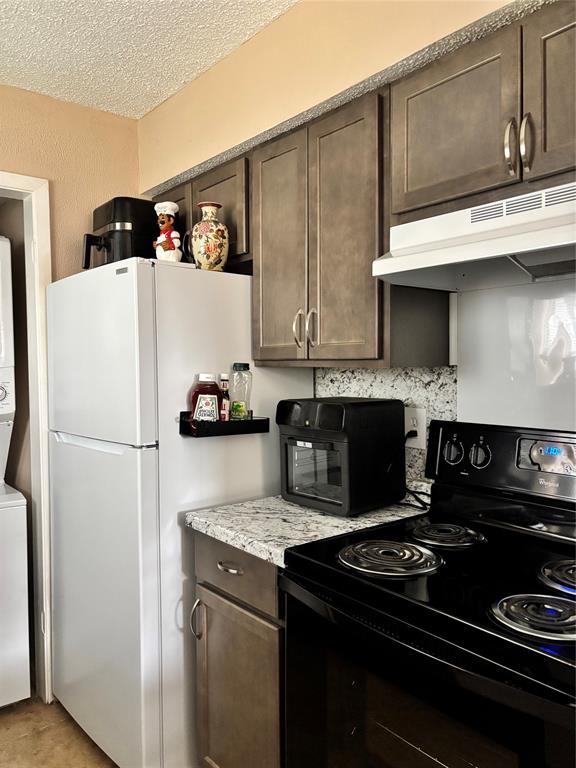 Garrett Park Condo - Residential