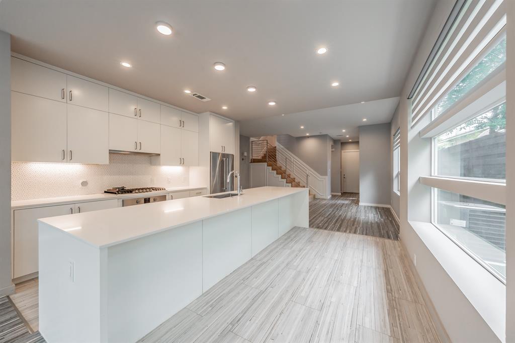 Belmont Park - Residential