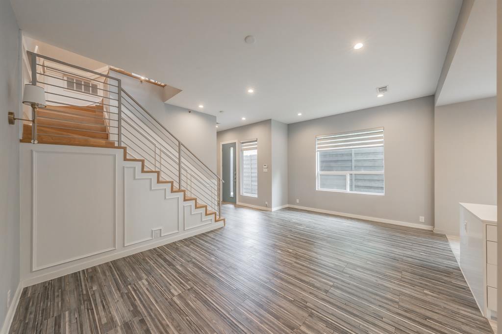 Belmont Park - Residential