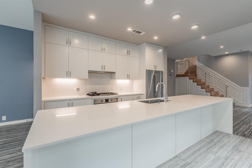 Belmont Park - Residential