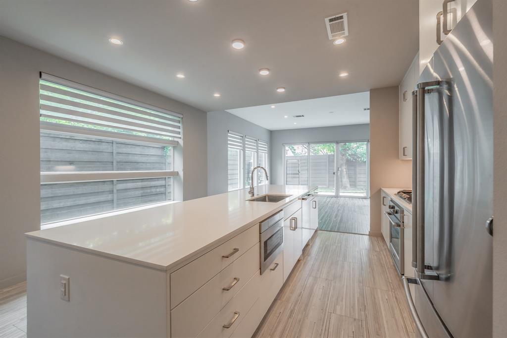 Belmont Park - Residential