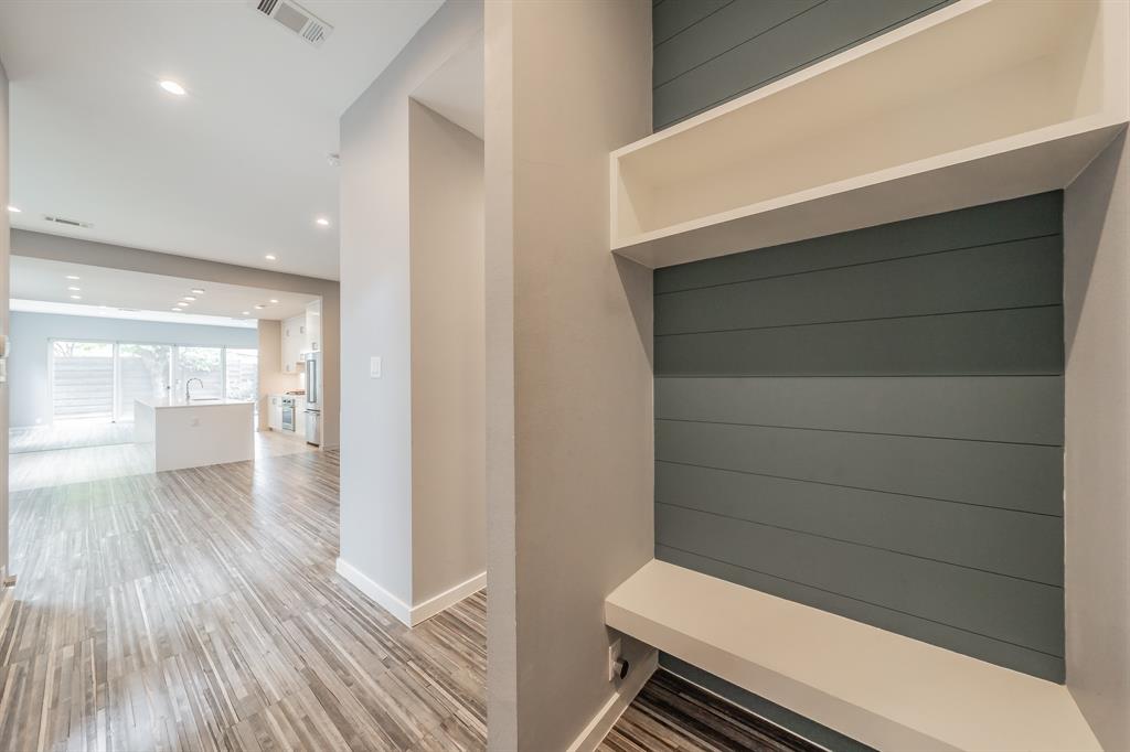 Belmont Park - Residential