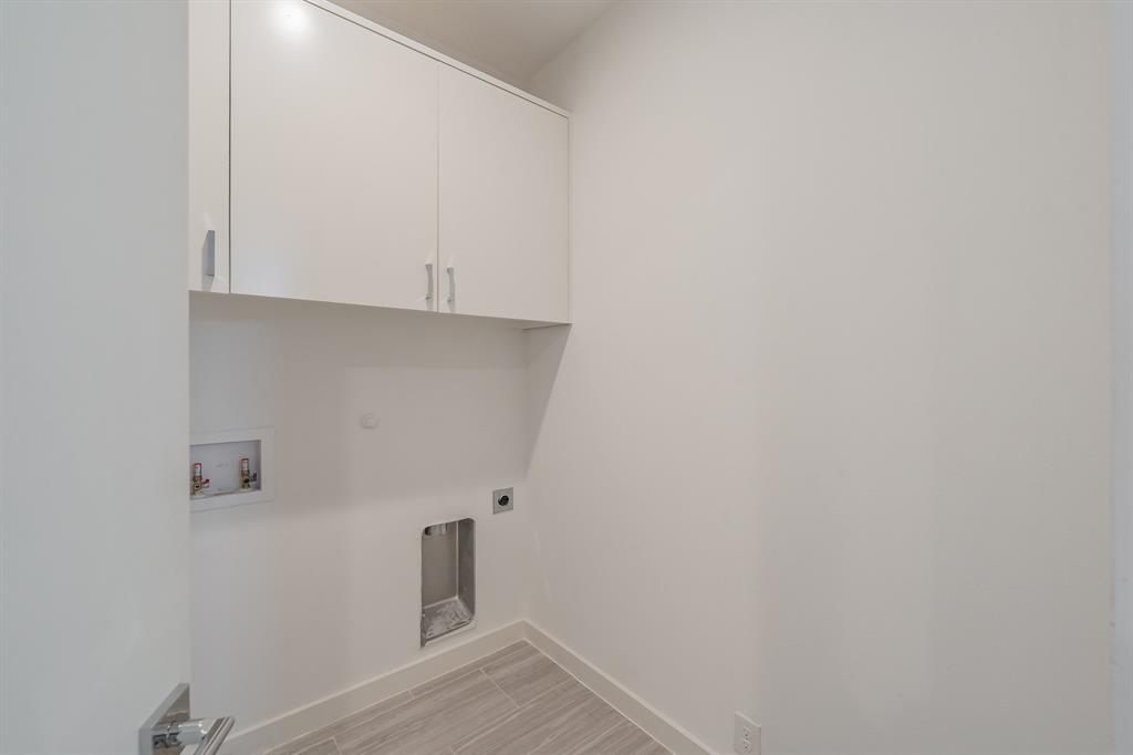 Belmont Park - Residential