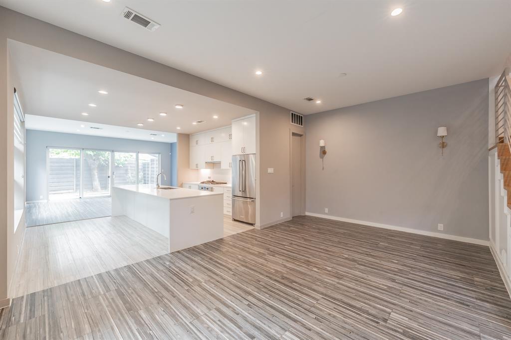 Belmont Park - Residential