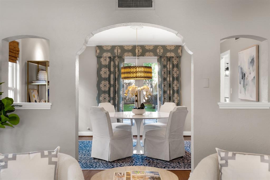 Wilshire Heights - Residential