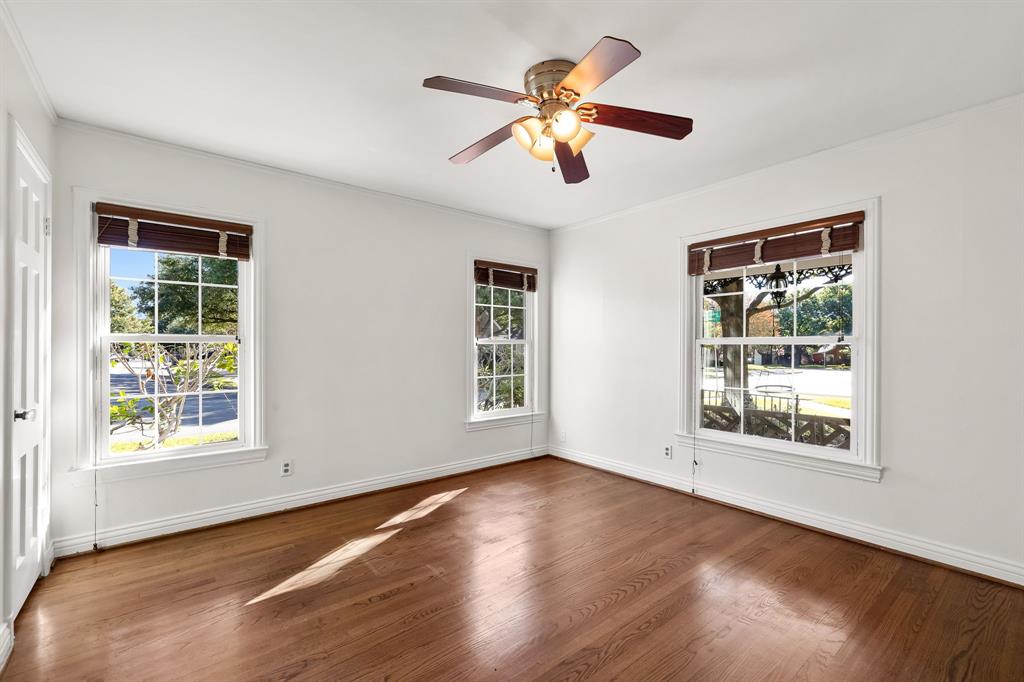 Wilshire Heights - Residential