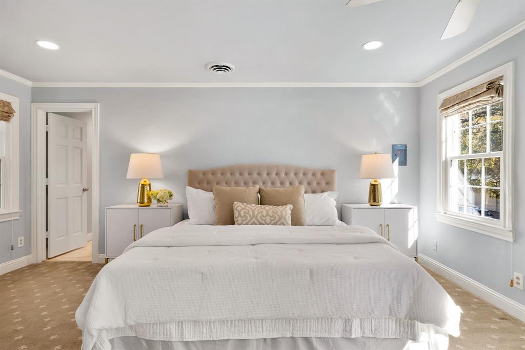 Wilshire Heights - Residential