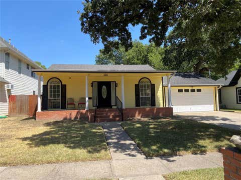 Photo of 406 S Jefferson Street S, Irving, TX 75060 (MLS # 21368617)