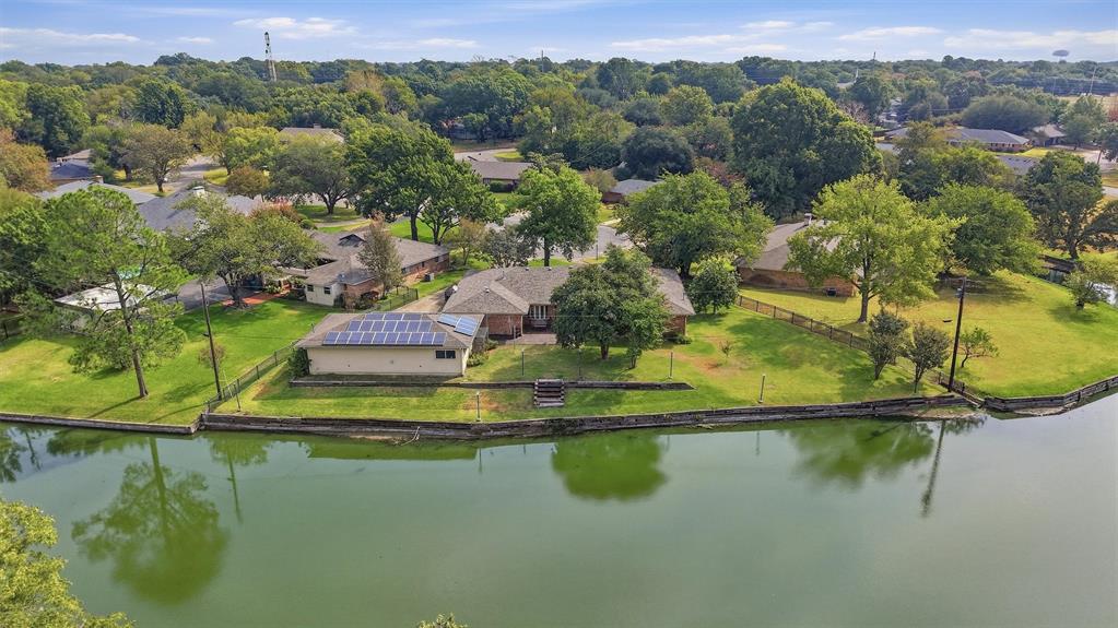 1609 Lakewood Drive