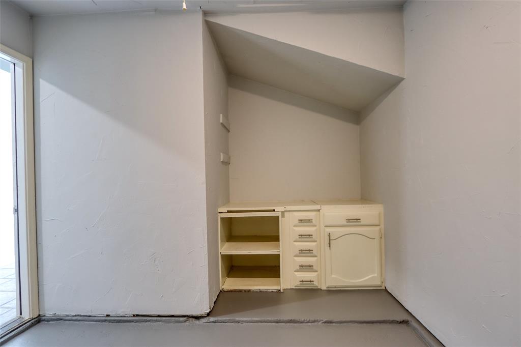 COLONY NO 24 - Residential