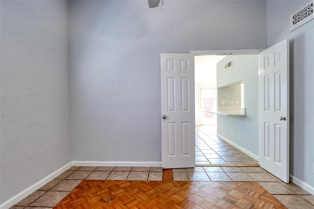 COLONY NO 24 - Residential