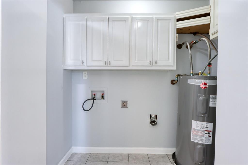 COLONY NO 24 - Residential