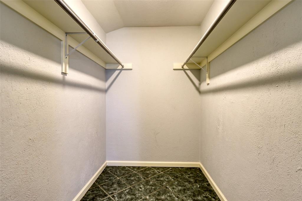 COLONY NO 24 - Residential