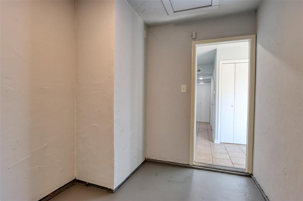 COLONY NO 24 - Residential