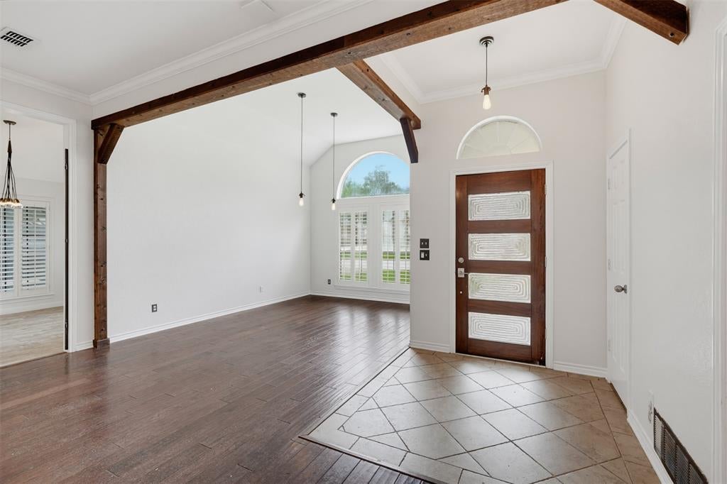 9108 High Oaks Drive
