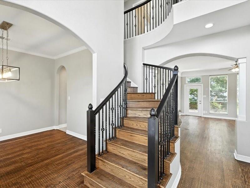 809 Greenvalley Lane