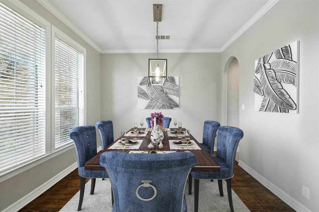 809 Greenvalley Lane