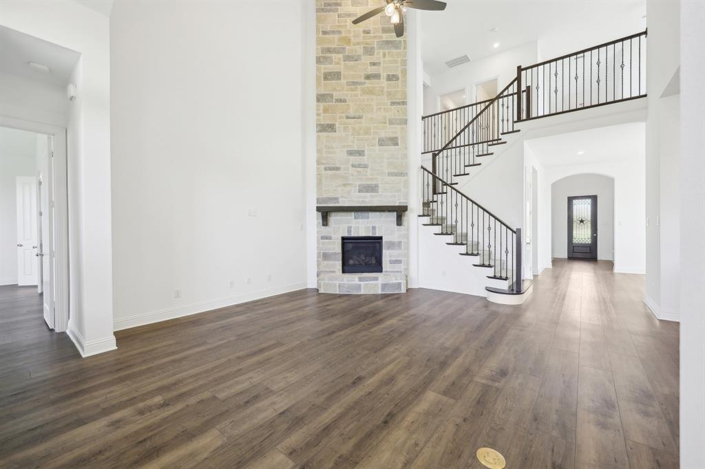 4101 Hawthorn Drive