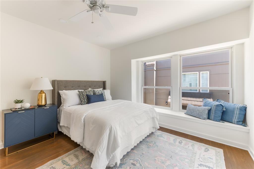 PARK PLACE TOWNHOUSE CONDO - Residential