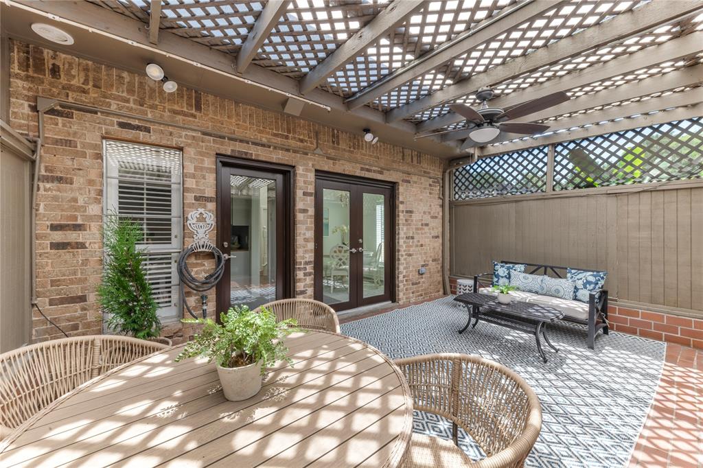 PARK PLACE TOWNHOUSE CONDO - Residential